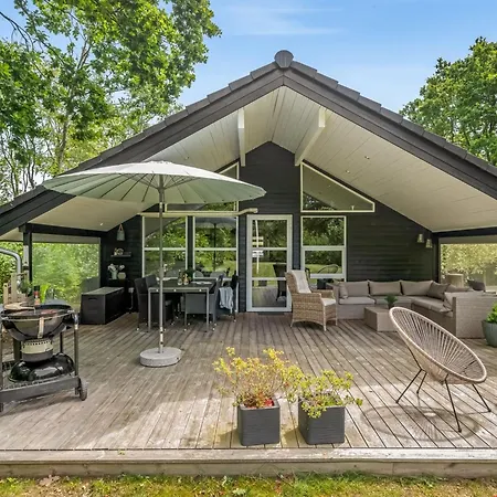 度假居 Iorund - 10km From The Sea By Interhome